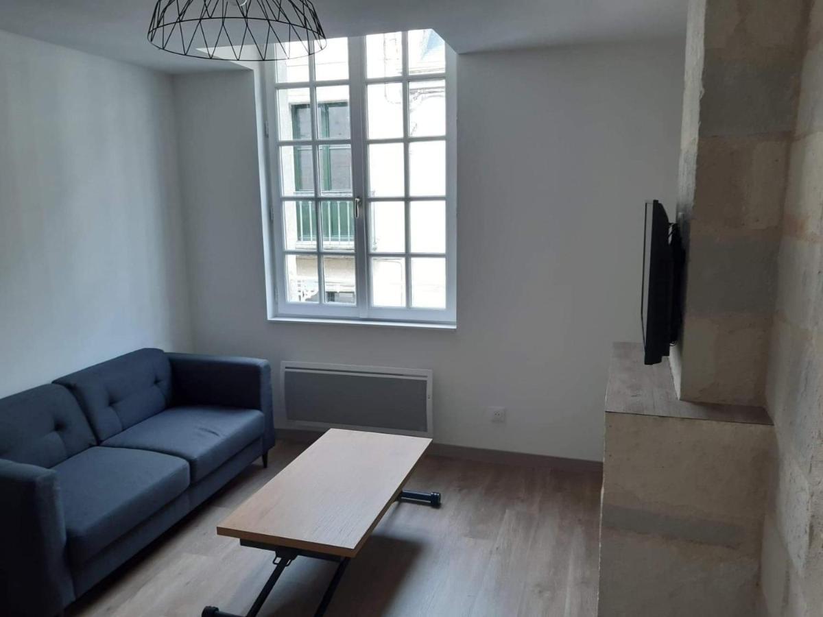 Saumur Centre : Appartement Entierement Renove. Extérieur photo